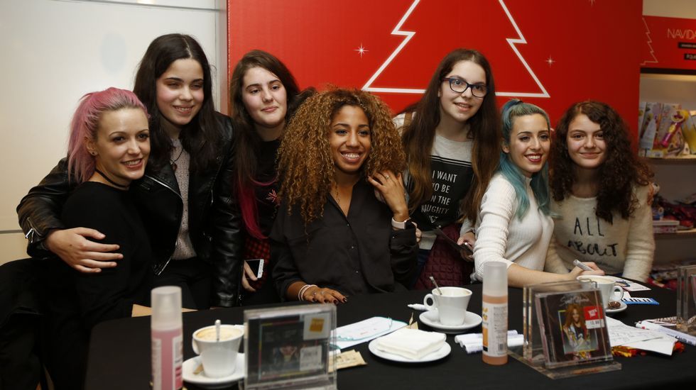 Firma de discos de Sweet California en la Fnac