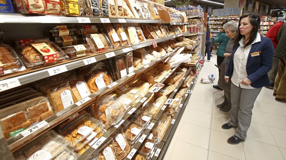 Supermercado Gadis en la calle Oliva