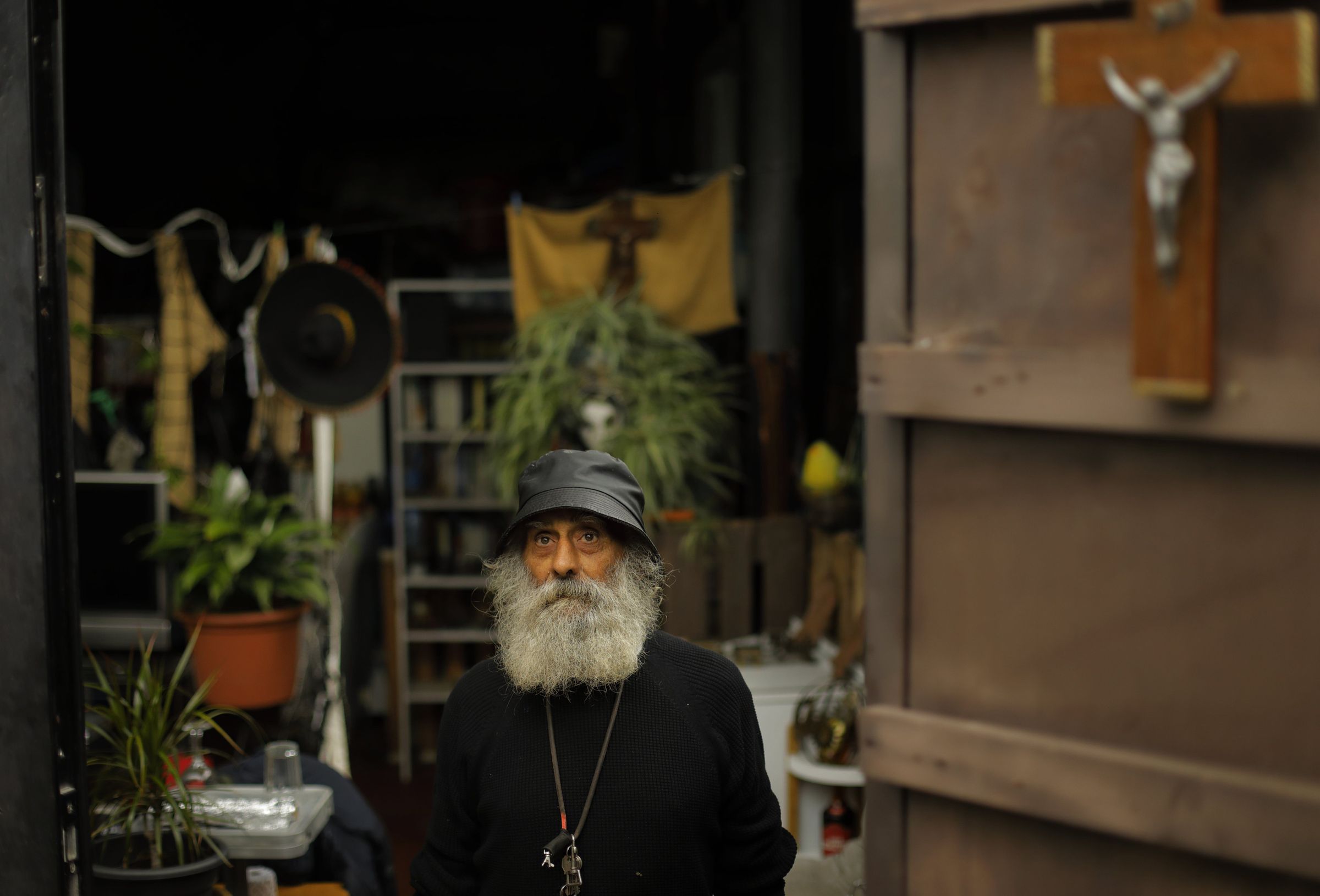 Jos� Antonio leva cinco anos vivindo no teito do Palacio da �pera de A Coru�a. 31/05/2023