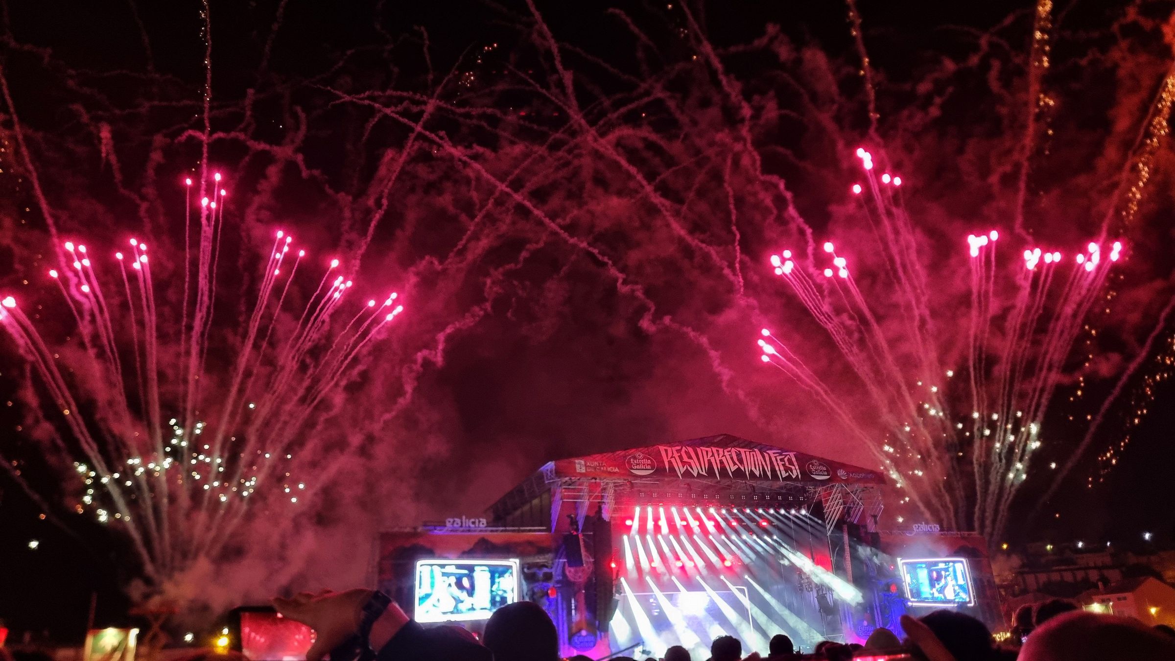 O Resu 2024 rematou cunha espectacular sesin de fogos artificiais. 30/06/2024