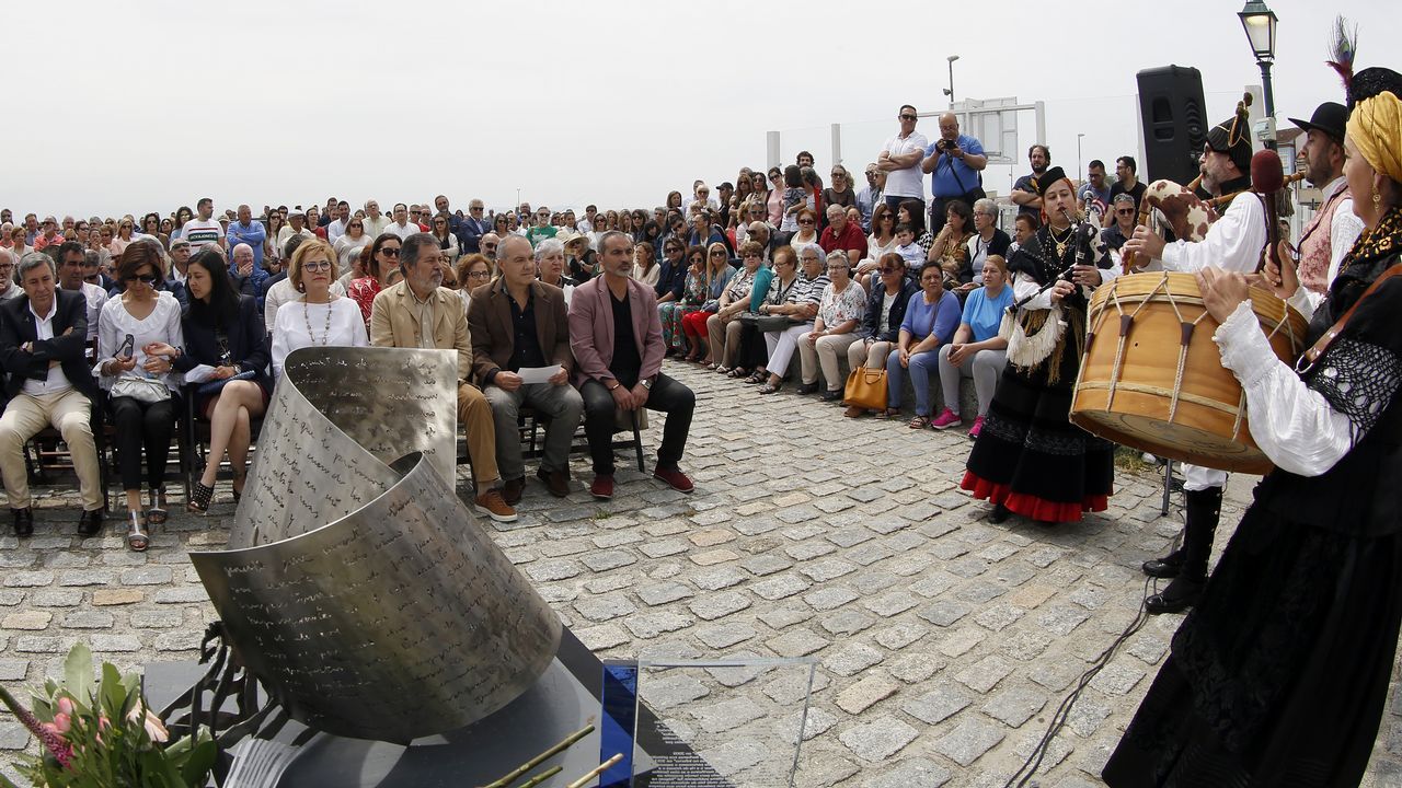 ACTO DEL HOMENAJE A PLACIDO BETANZOS EN EL QUE BAUTIZO´CON SU NOMBRE EL PASEO MARITIMO DE PALMEIRA