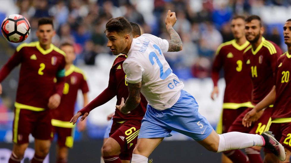 Foto de formación del Galicia-Venezuela del 2016 en el que coincidieron Denis, Sergio, Aspas y Hugo Mallo