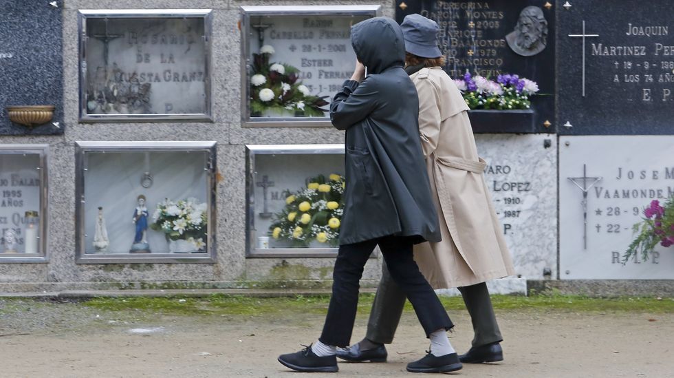 Día de Difuntos en el cementerio de San Mauro