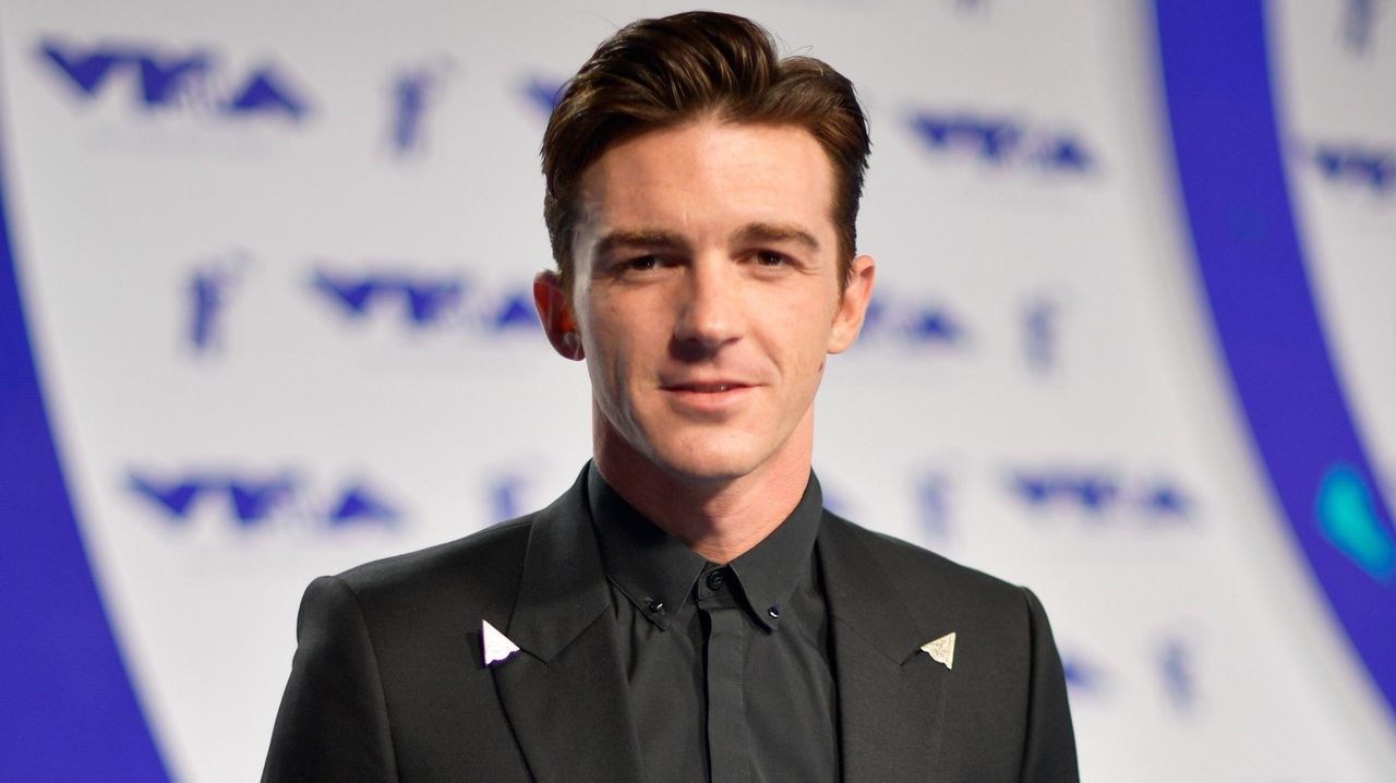 Drake Bell