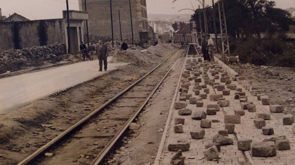 El alcalde Molina, en las obras de General Sanjurjo..Subasta en el puerto de A Coruña