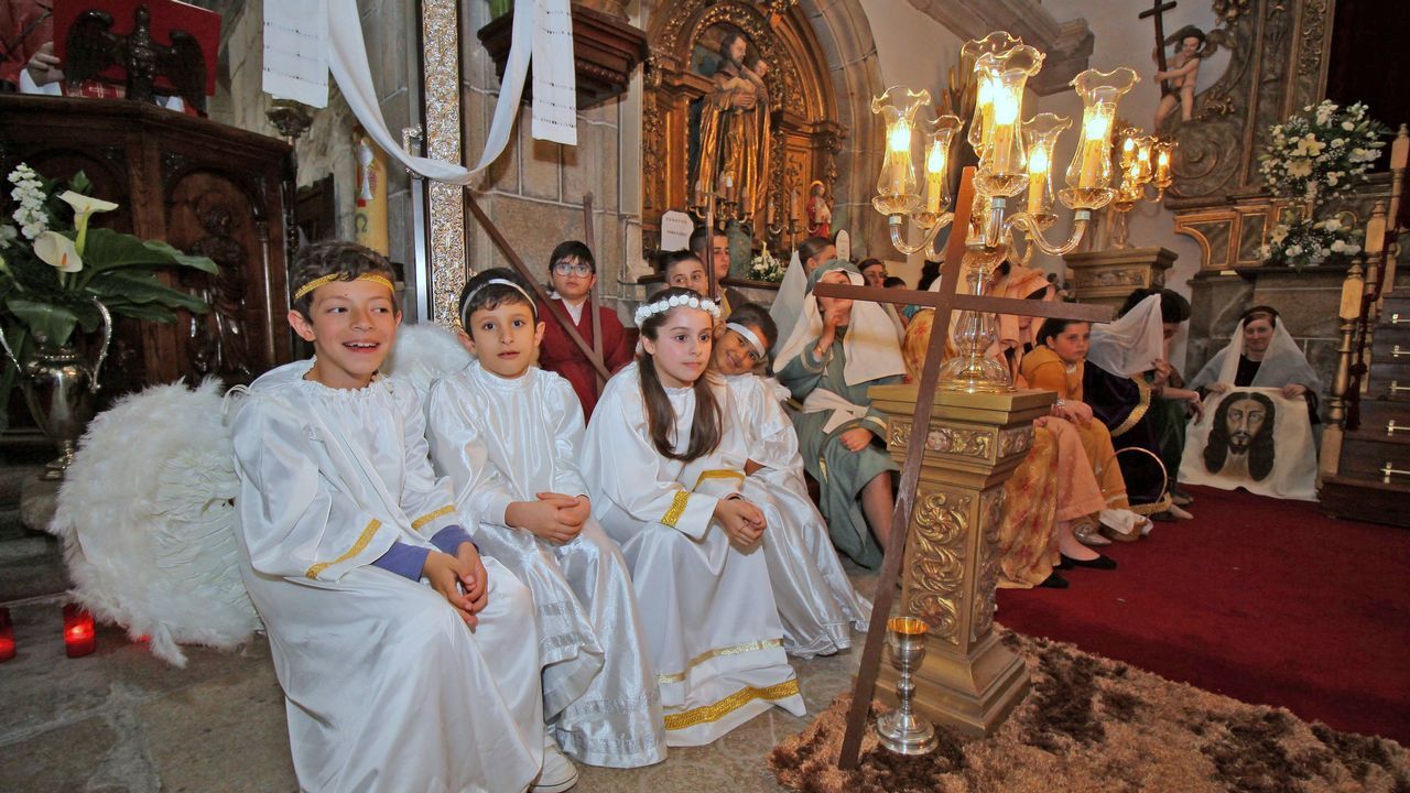 Viernes Santo en la comarca del Barbanza 2019