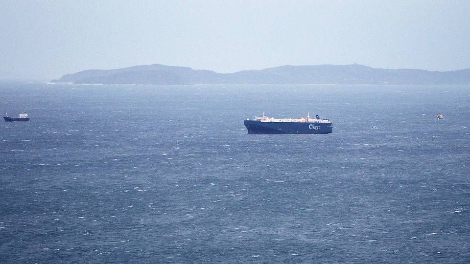 mercante.El mercante «Baltic Breeze», esta mañana tras la colisión de esta madrugada