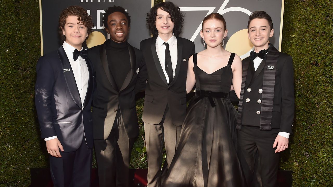 Gaten Matarazzo, Caleb McLaughlin, Finn Wolfhard, Sadie Sink y Noah Schnapp, de «Stranger Things»