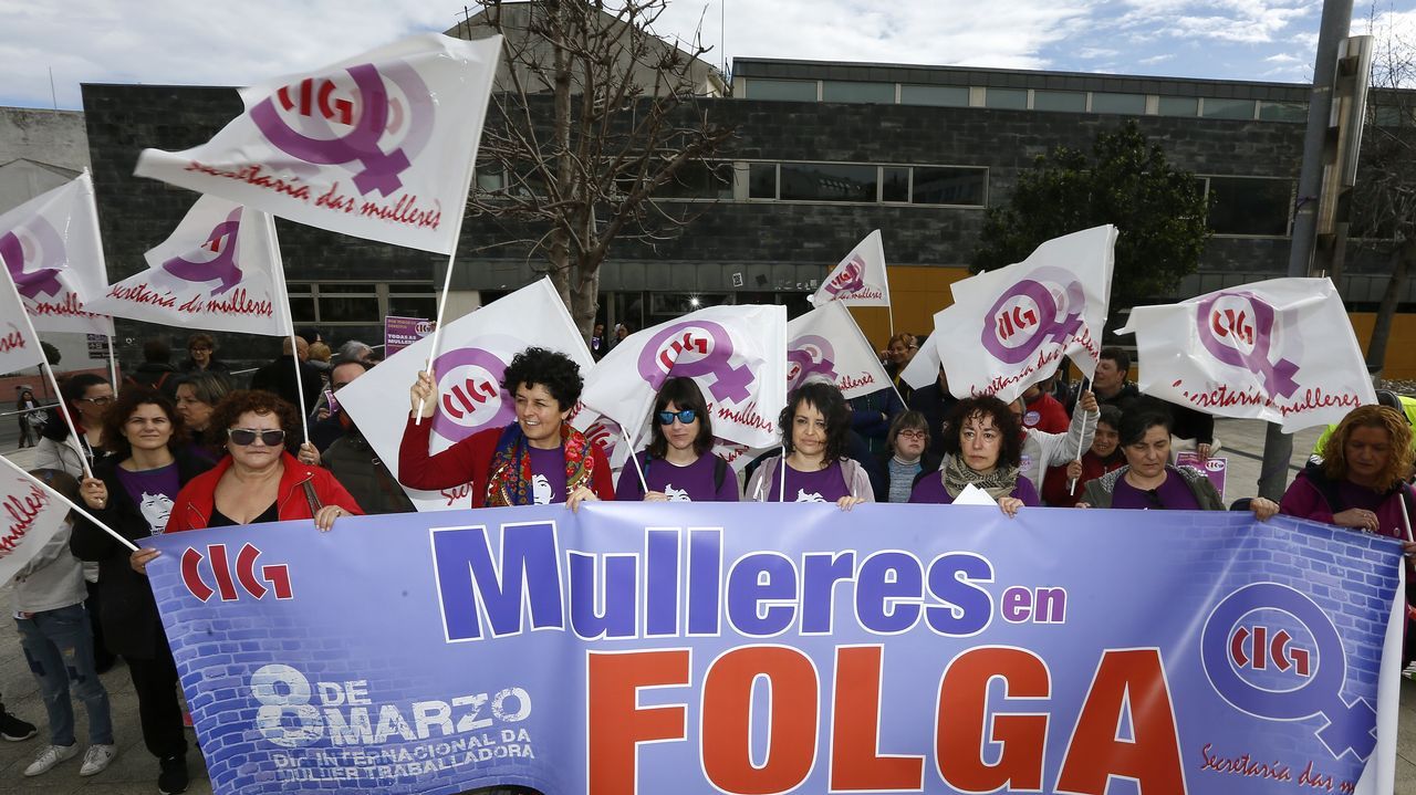 Manifestación por el 8M en Viveiro