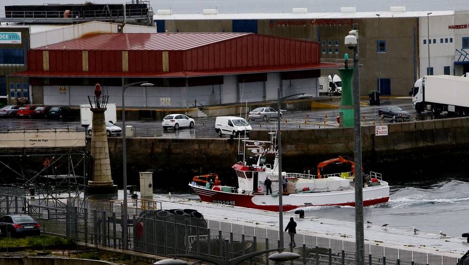 mercante.El mercante «Baltic Breeze», esta mañana tras la colisión de esta madrugada