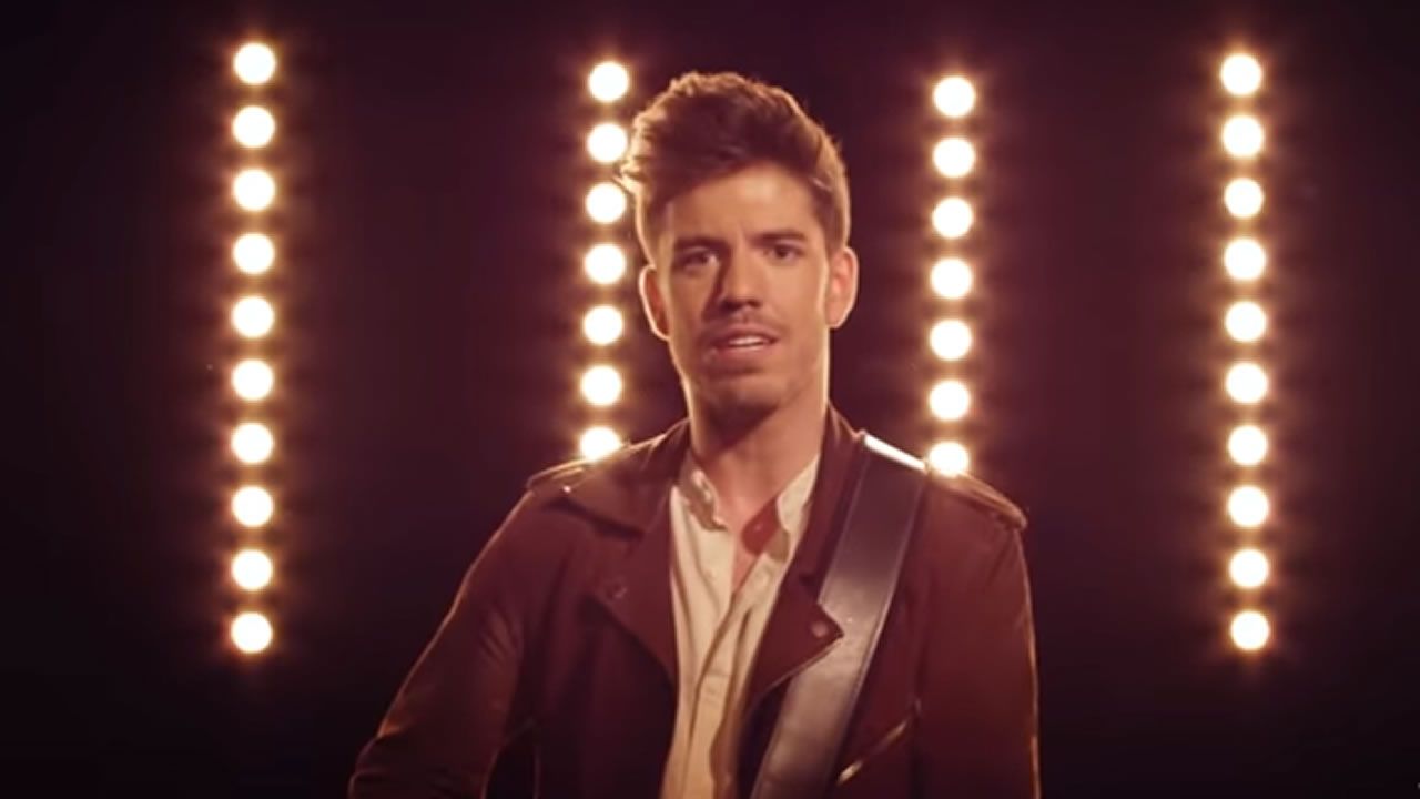 El nuevo traspi�s de Amaia Montero en una actuaci�n.