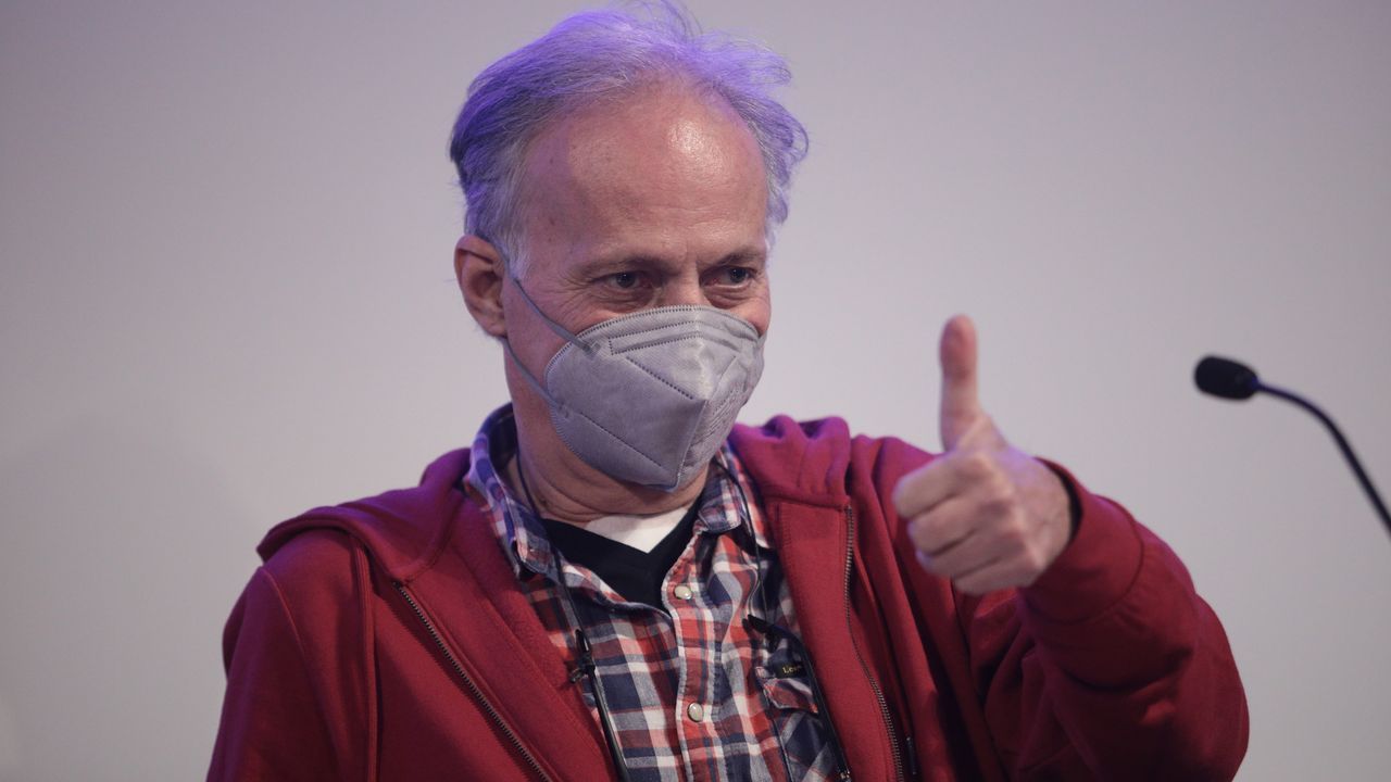 Una incisi�n de 8 cent�metros y una recuperaci�n r�pida: as� es el primer trasplante de pulmones robotizado.Imagen de un iceberg en el �rtico