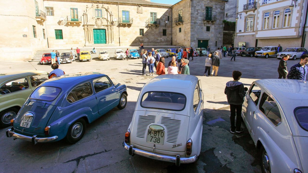 Concentración de SEAT 600 en Lugo en el 2016.