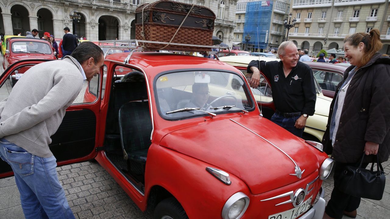 Concentración de SEAT 600 en A Coruña en el 2016.