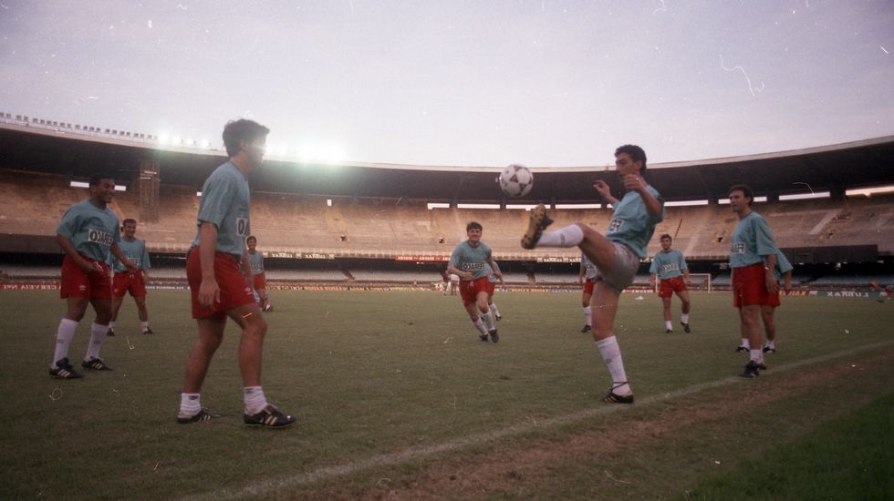 Bebeto, con Zico y Dinamite antes de empezar el partido.