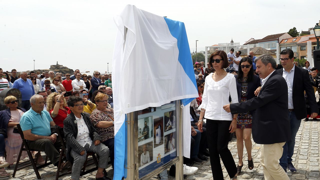 ACTO DEL HOMENAJE A PLACIDO BETANZOS EN EL QUE BAUTIZO´CON SU NOMBRE EL PASEO MARITIMO DE PALMEIRA