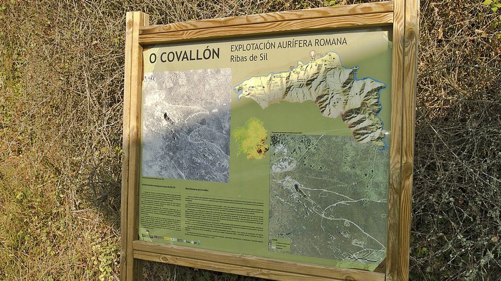 Panel explicativo en la mina aurífera romana de O Covallón, en Ribas de Sil