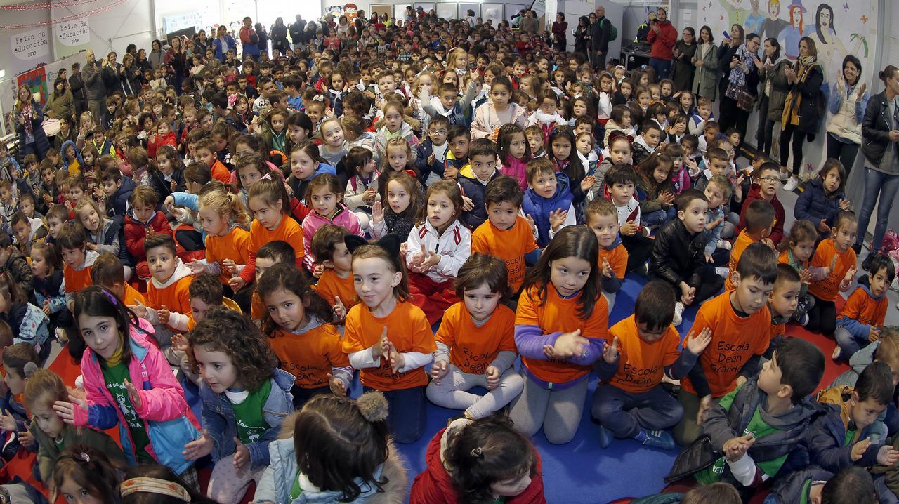 feira da educacion de ribeira