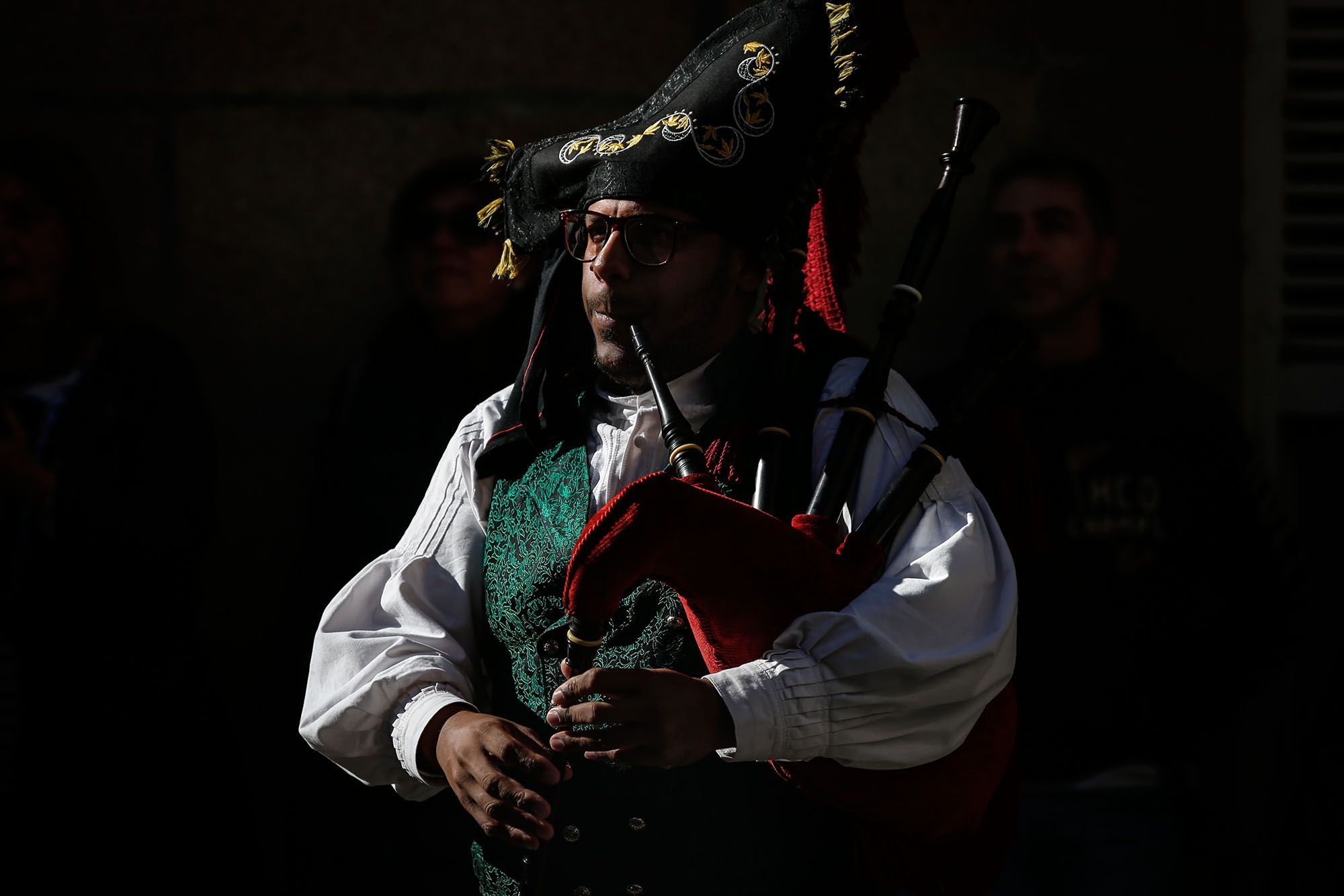 Folclore globalizado. Procesin na honra a San Martio de Tours na catedral de Ourense. 11/11/2024