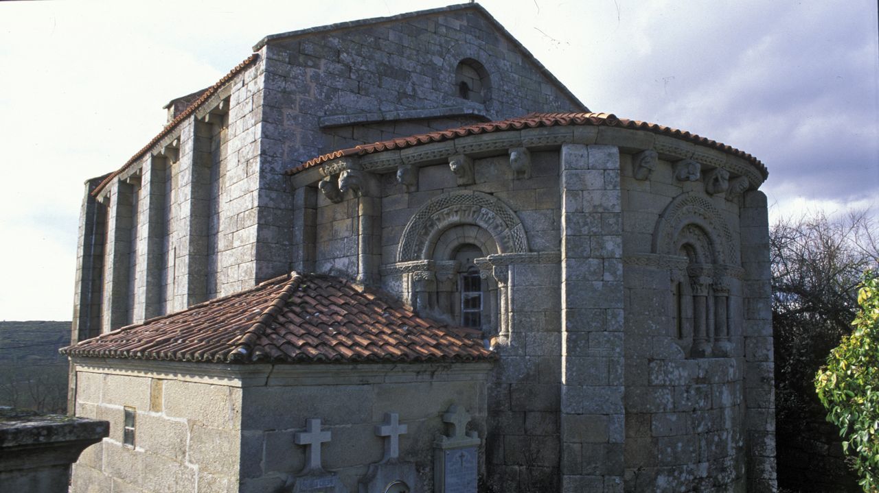 Ilgesia románica de Astureses, Boborás