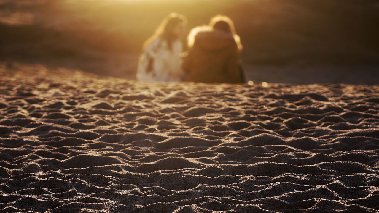 Desfile del entroido de A Coru�a 2019.En el centro, la ganadora del concurso, Mar�a del Carmen L�pez Ruiz, nacida en Sada y residente en A Pasaxe, acompa�ada de la segunda clasificada, Manuela Pati�o, de Porto do Son (a la derecha), y la tercera, Mar�a Luisa Pombo, de Uxes (a la izquierda)