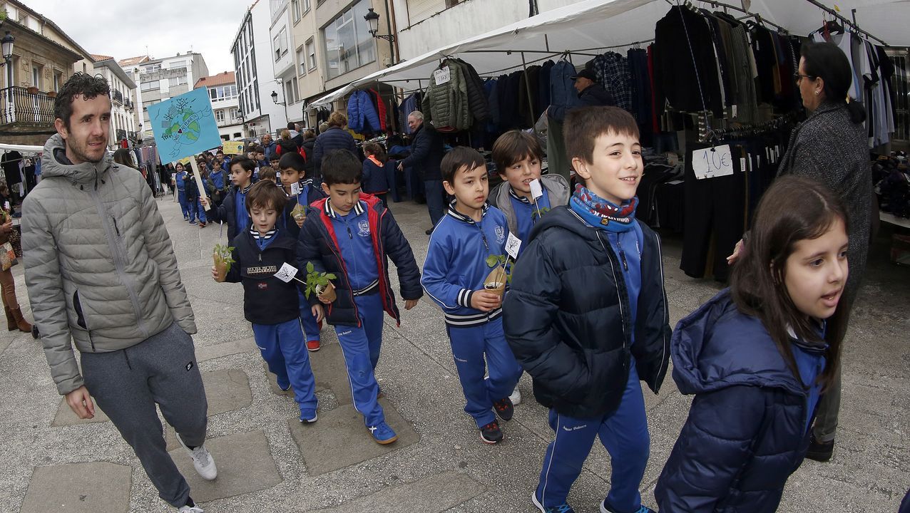 Voz Natura final del colegio Jaime Balmes, entrega de brotes de hortalizas de su huerto escolar 2020