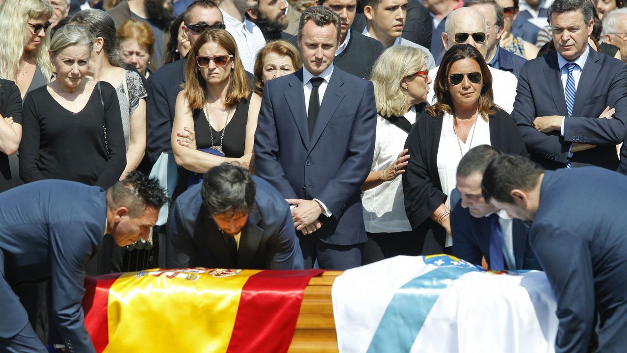Ana Pastor, a su llegada al funeral de Albor