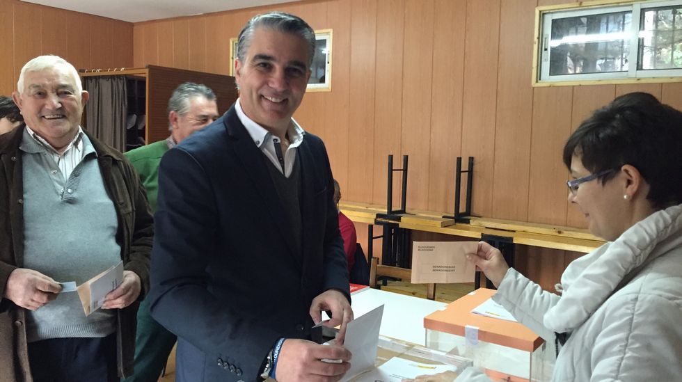 El candidato del PP Miguel Ángel Viso en Ourense.