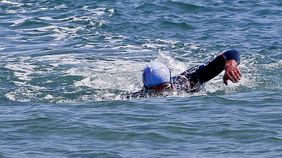 Pruebas de socorristas en la playa de Silgar