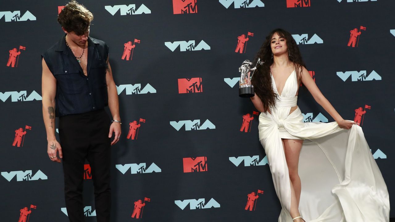 Shwan Mendes y Camilla Cabello