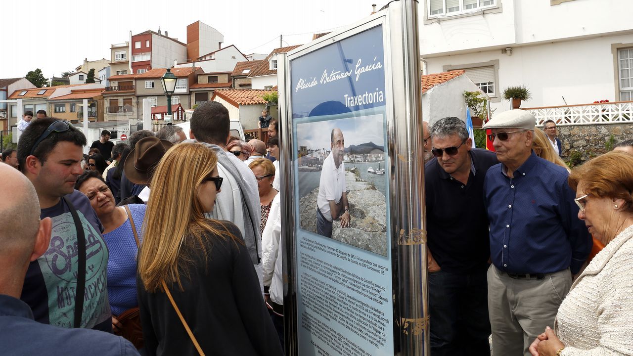 ACTO DEL HOMENAJE A PLACIDO BETANZOS EN EL QUE BAUTIZO´CON SU NOMBRE EL PASEO MARITIMO DE PALMEIRA