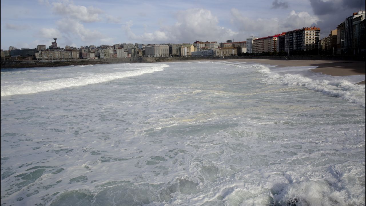 TEMPORAL EN EL MAR EN LA ZONA DE RIAZOR