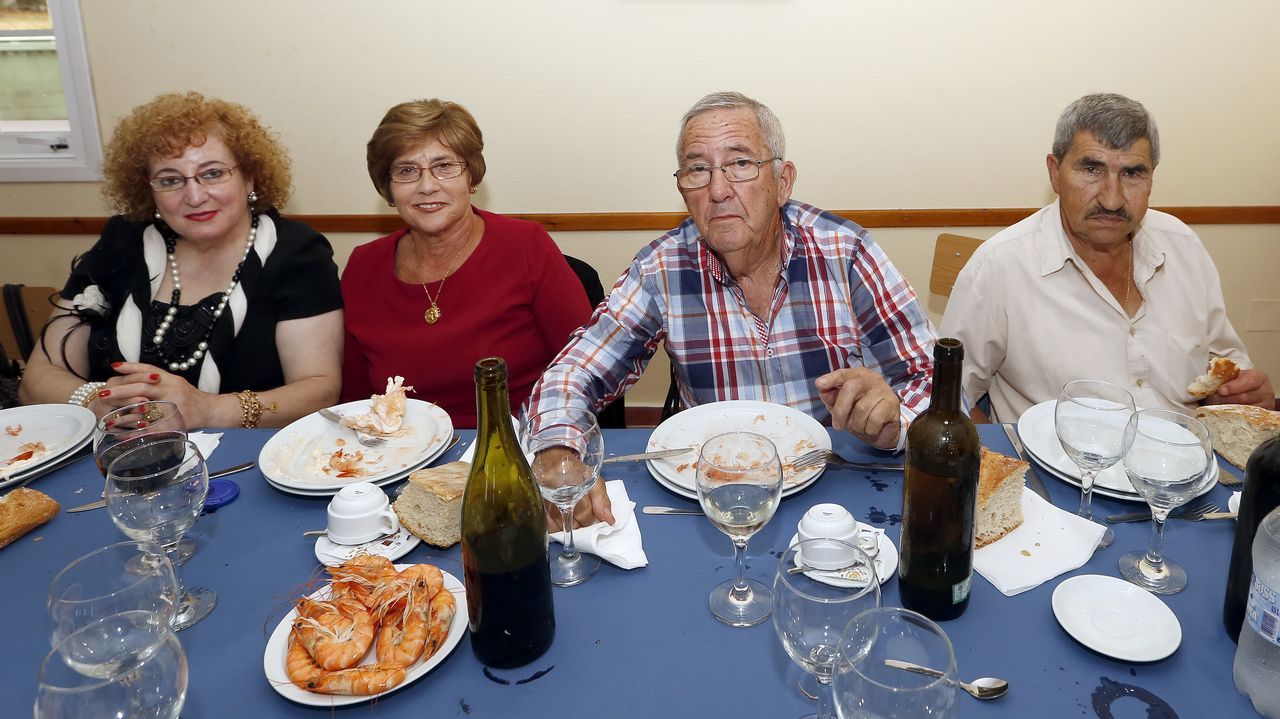 Comida de los Mayores en las fiestas de la Guadalupe.