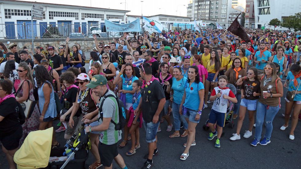 Desfile de peñas da Festa da Dorna 2016