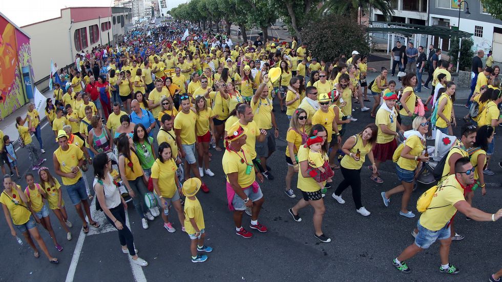 Desfile de peñas da Festa da Dorna 2016