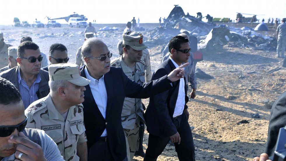 Restos del avión ruso que se estrelló en Egipto