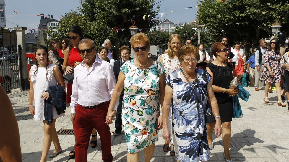 Castro Caldelas vivió la procesión de Os Remedios, a la que no faltó O Irrio Peliqueiro