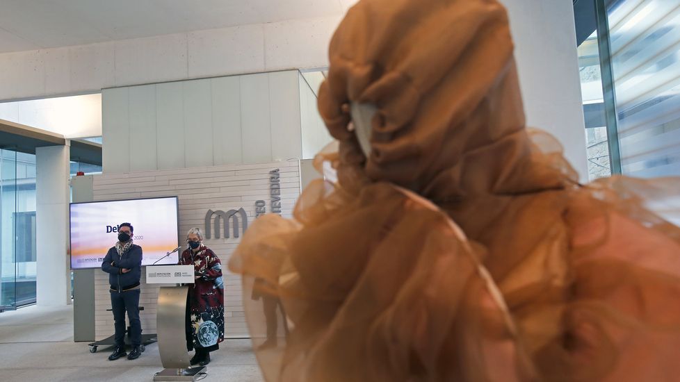 Exposición Debut de los alumnos de Esdemga en el Museo de Pontevedra