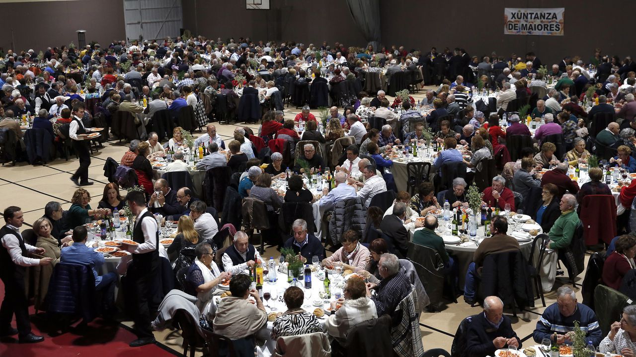 Comida de los mayores en la Fieiteira 2019