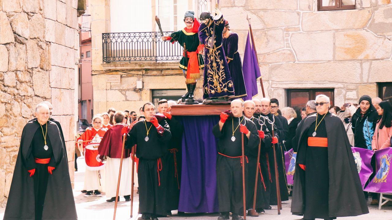 Viernes Santo en la comarca del Barbanza 2019