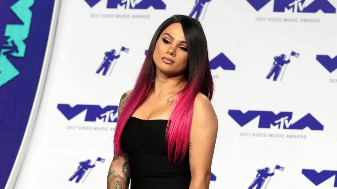 Snow Tha Product