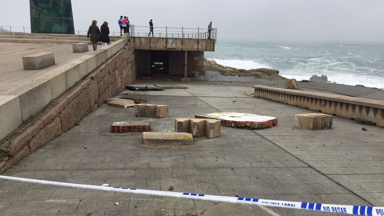 EFECTOS DE TEMPORAL EN A CORUÑA