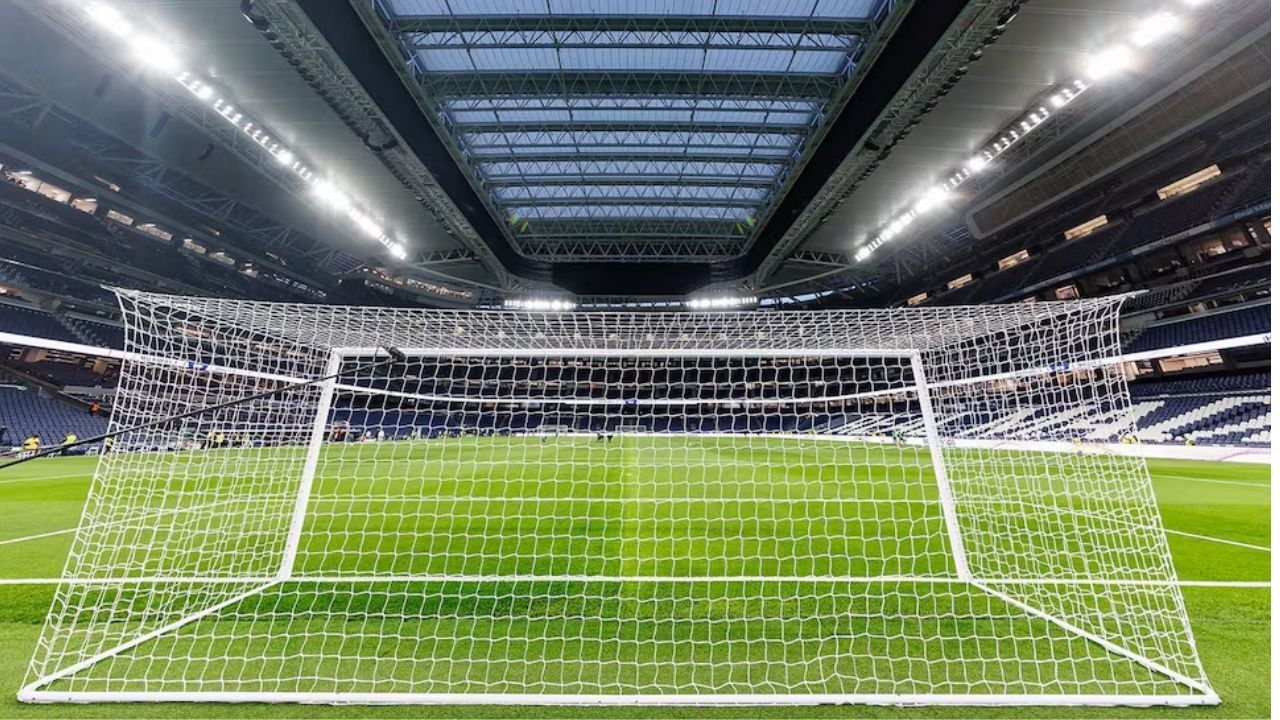 El innovador techo retr�ctil del estadio Santiago Bernab�u