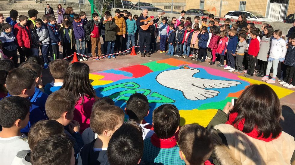 Paz Ourense.Acto por el Día de la Paz en el CPI de Ribadavia