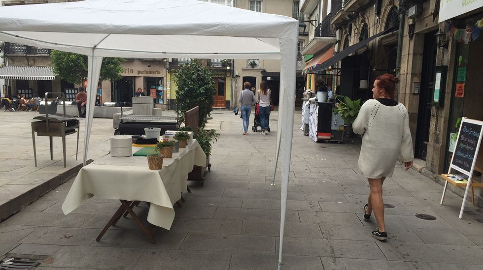 TODO LISTO PARA LA FIESTA DE SAN JUAN EN LA PLAZA DE SAN NICOLÁS