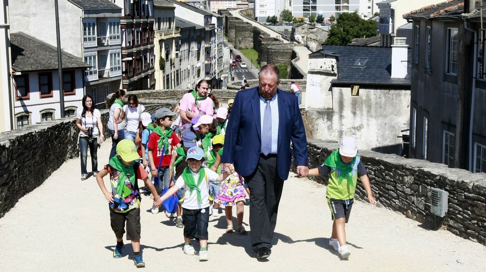 Paseo con unos niños por las murallas