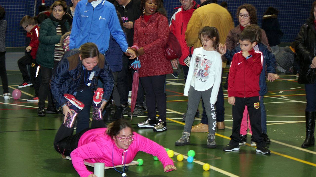 fiesta de la asociacion Amicos con motivo del día internacional de las personas con diversidad funcional