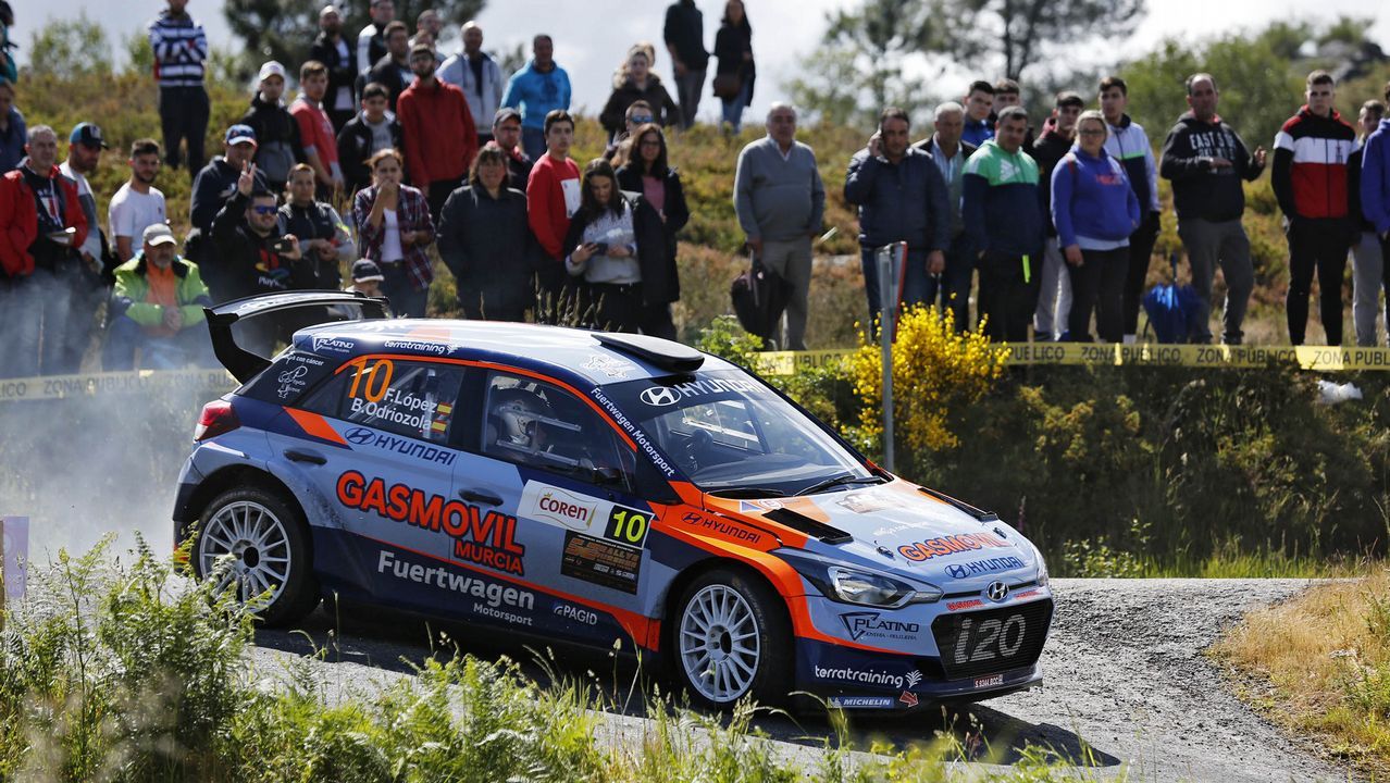 RALI DE OURENSE 2019.En el primer tramo de Esgos hubo numeroso público