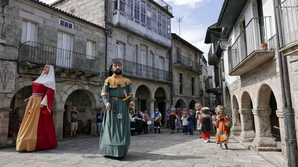 Ribadavia vive el día grande de las Festas do Portal