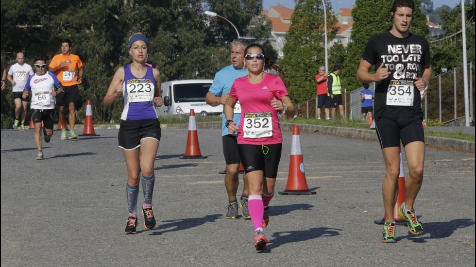 III Carrera pedestre popular Ruta dos en parque de Acea da Ama en Culleredo